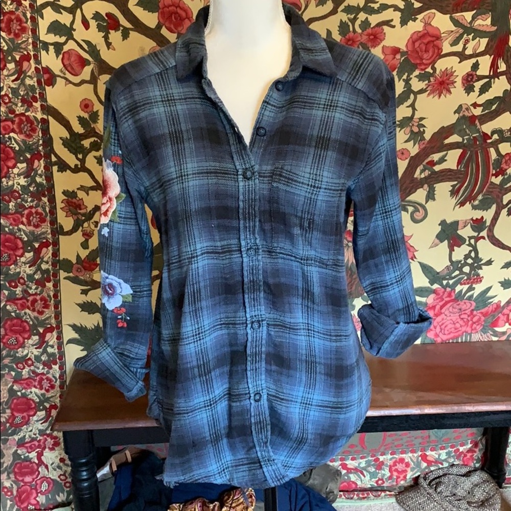 American Eagle Blue Flannel Floral Embroidery XXS